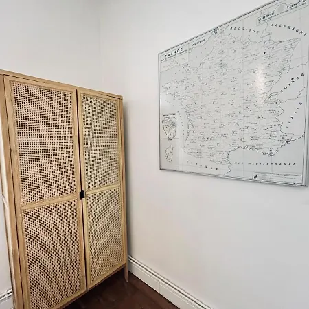 Апартаменты Jadart T3 Avec Balcon Au Pied De La Cathedrale *